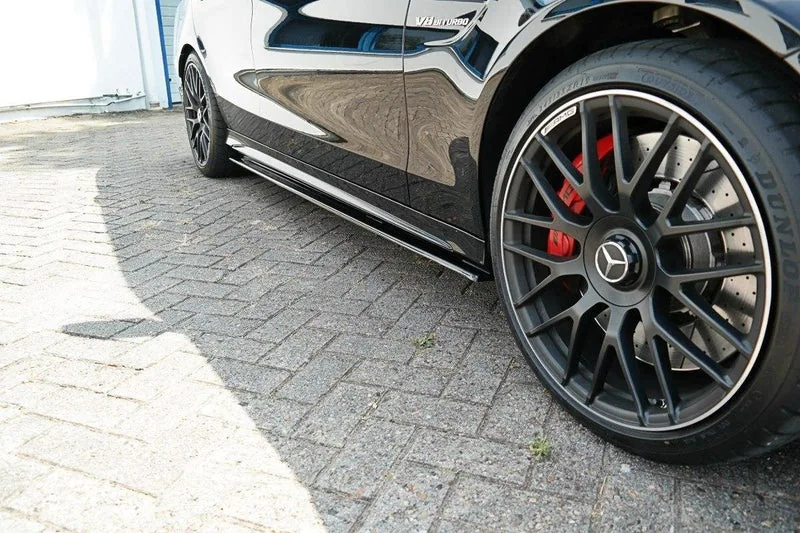 Küljeliistud V.1 — Mercedes-Benz C-Class S205 63AMG (2014–2018)