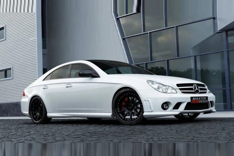 Küljeliistud — Mercedes-Benz CLS C219 - W204 AMG LOOK (2004–2010)