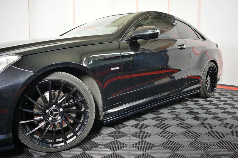 Side skirts — Mercedes-Benz E-Class Coupe AMG-Line C207 (2009–2012)