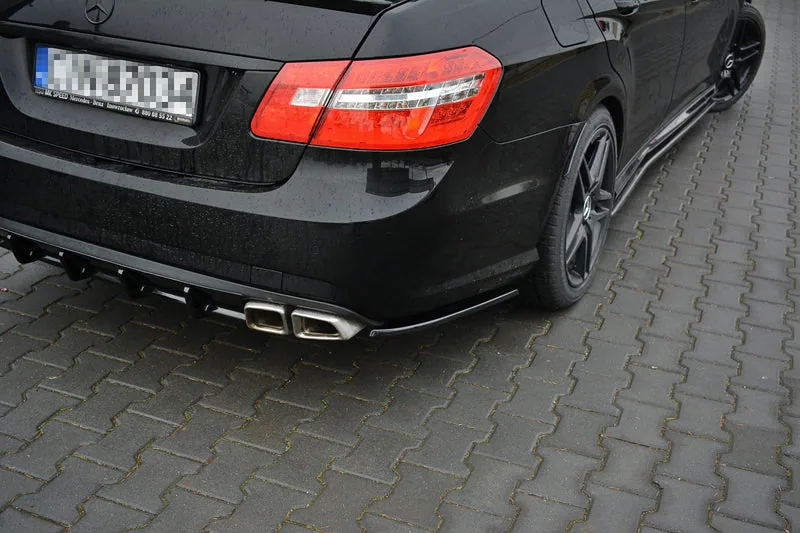 Задние боковые сплиттеры — Mercedes-Benz E63 AMG W212 (2009–2012)