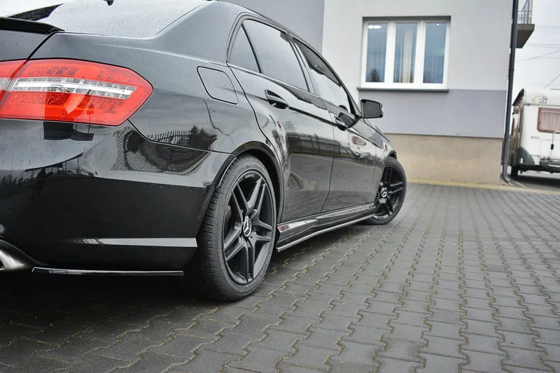 Накладки на пороги — Mercedes-Benz E63 AMG W212 (2009–2012)