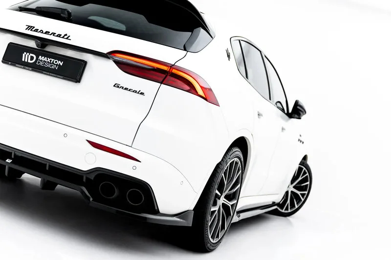 Rear splitter with vertical bars — Maserati Grecale GT / Modena Mk1 (2022–)