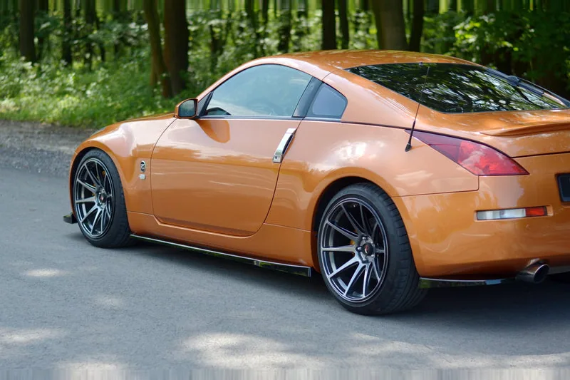 Side skirts — Nissan 350Z