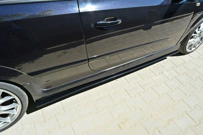 Накладки на пороги — Opel Astra H (FOR OPC / VXR) (2005–2010)