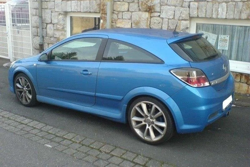 Küljeliistud — Opel Astra H 3 Door Hatchback OPC LOOK (2004–2014)