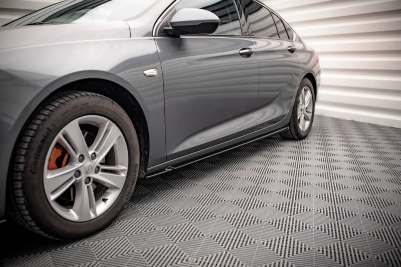 Накладки на пороги — Opel Insignia Mk2 (2017–)