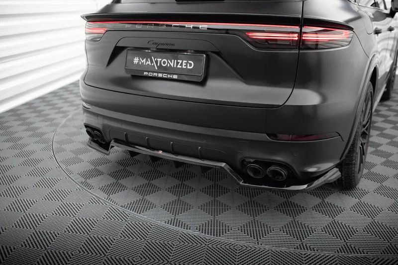 Rear splitter with vertical bars — Porsche Cayenne Sport Design SUV / Coupe Mk3 (2018–2023)
