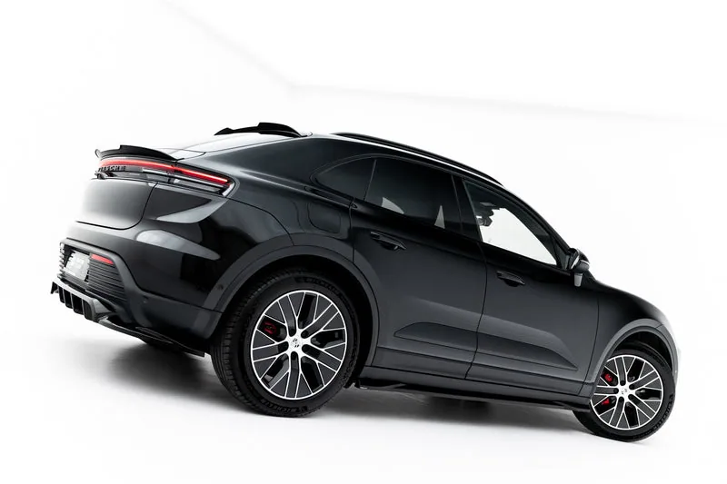 Side skirts — Porsche Macan EV Mk1 (2024–)