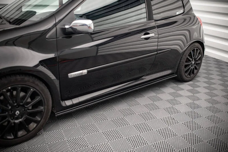 Накладки на пороги — Renault Clio Mk3 RS (2006–2009)