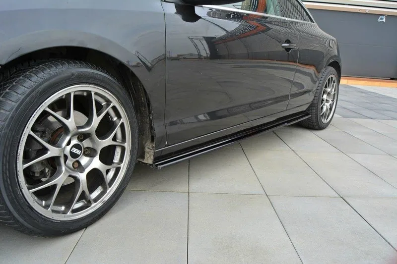 Side skirts — Renault Laguna Coupe Mk3 (2007–2015)