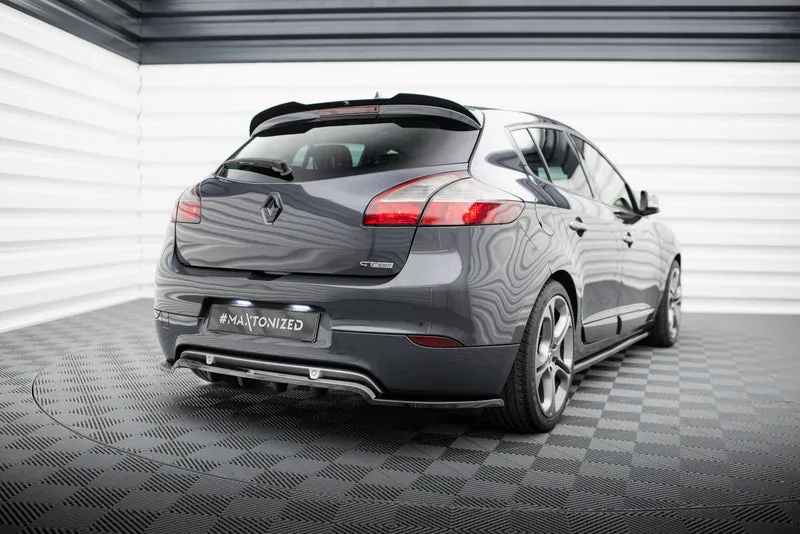 Задний сплиттер с вертикальными рёбрами — Renault Megane GT Mk3 Facelift (2012–2013)
