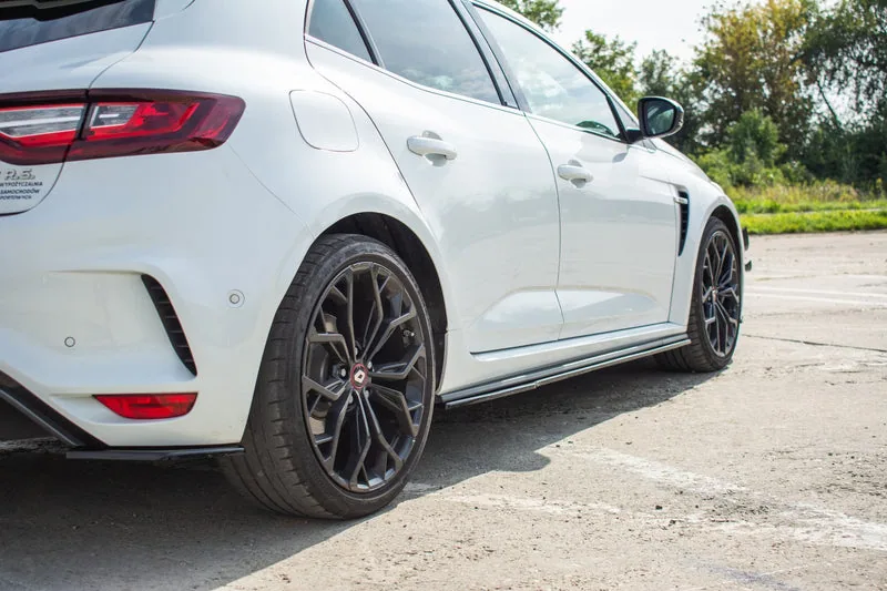 Küljeliistud — Renault Megane Mk4 RS (2018–)