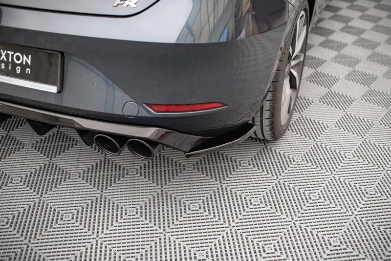 Tagumised küljesplitterid — Seat Leon FR Hatchback Mk4 (2020–)