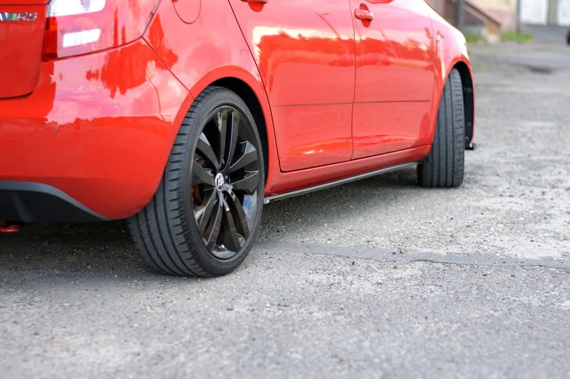 Küljeliistud — Škoda Fabia RS Mk2 (2010–2015)