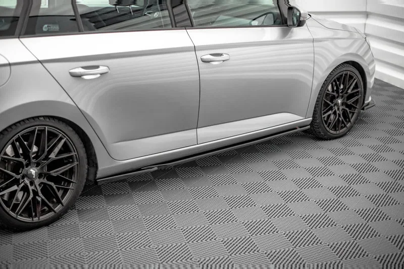 Side skirts — Škoda Fabia Mk3 (2014–2019)