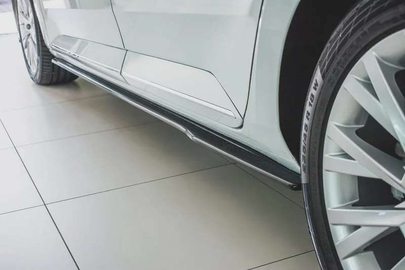 Küljeliistud — Škoda Superb Liftback / Combi Mk3 Facelift (2019–2024)