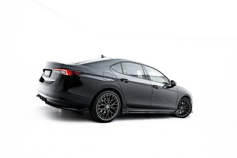 Küljeliistud V.2 — Škoda Superb Sportline Mk4 (2024–)