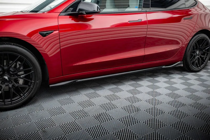 Накладки на пороги V.1 — Tesla Model 3 Mk1 / Mk1 Facelift (2017–)