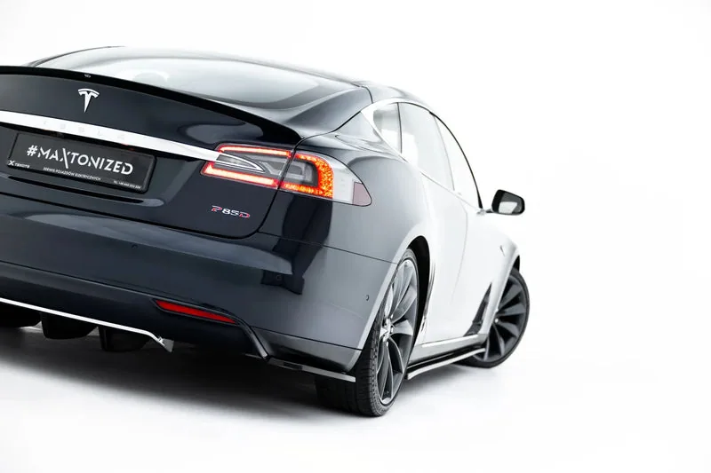 Rear side splitters V.1 — Tesla Model S Mk1 (2012–2016)