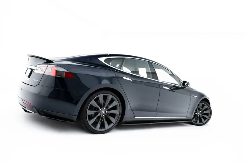 Side skirts V.2 — Tesla Model S Mk1 (2012–2016)