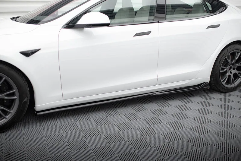Side skirts V.1 — Tesla Model S Plaid Mk1 Facelift (2021–)