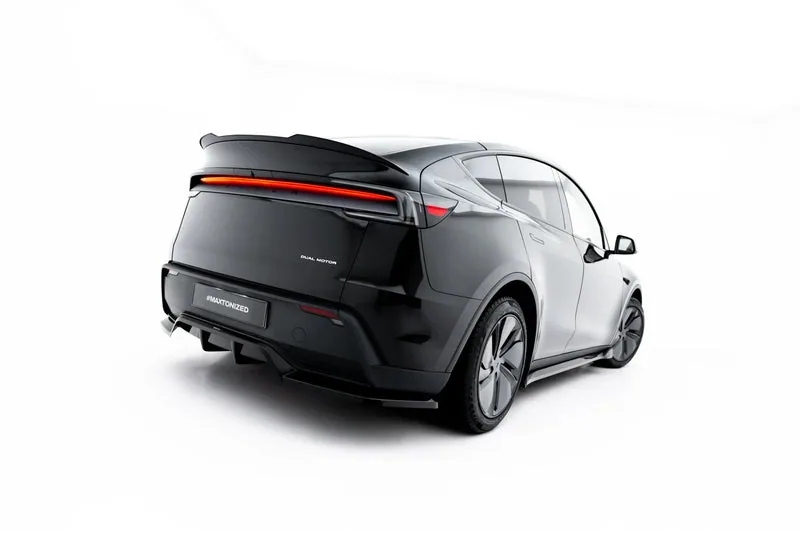 Задний сплиттер с вертикальными рёбрами — Tesla Model Y Premium Mk1 Facelift (2025–)