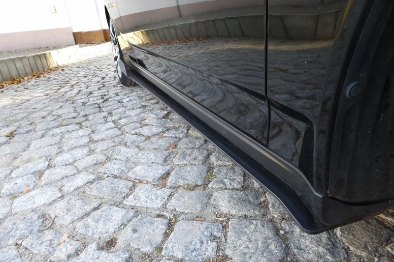 Side skirts — Toyota Celica T23 (1999–2002)