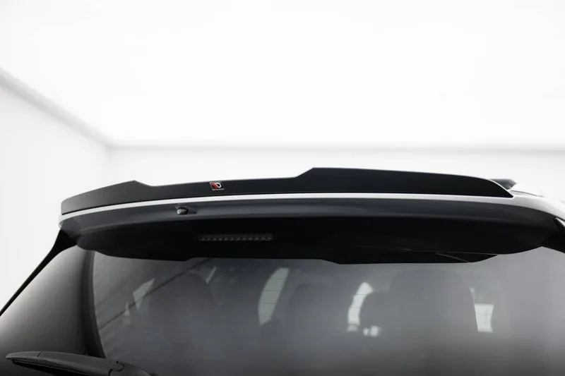 Spoiler cap — Toyota Sienna Mk4 (2020–)
