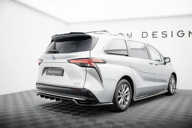 Rear splitter with vertical bars — Toyota Sienna Mk4 (2020–)