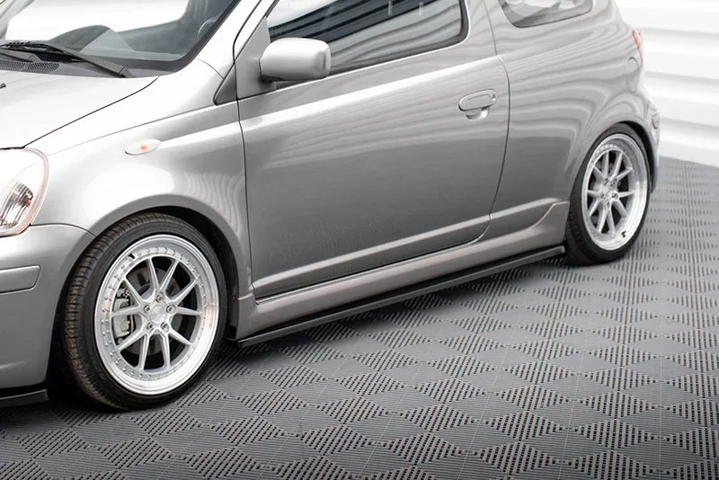 Side skirts — Toyota Yaris T-Sport Mk1 Facelift (2003–2006)