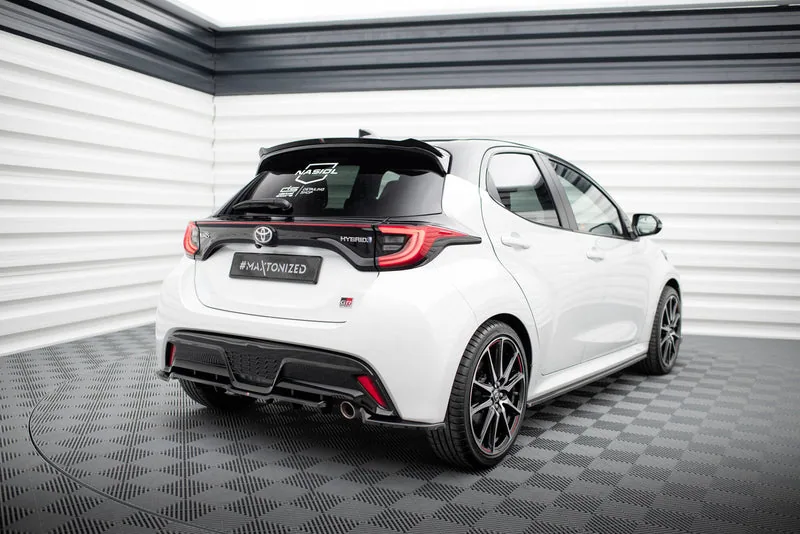 Tagasplitter püsttugedega — Toyota Yaris GR Sport Mk4 (2019–)
