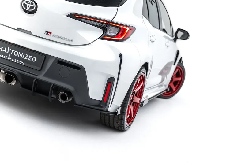 Задние боковые сплиттеры Street Pro + накладки — Toyota GR Corolla Mk12 (2022–2024)