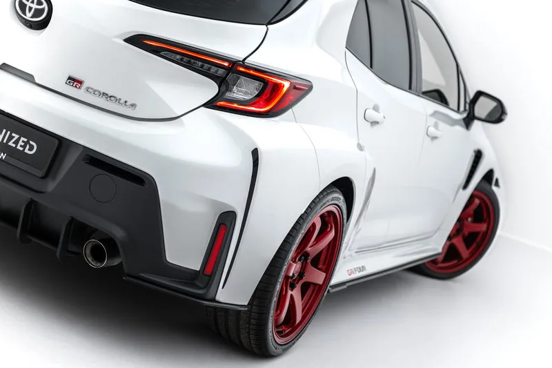 Задние боковые сплиттеры Street Pro — Toyota GR Corolla Mk12 (2022–2024)