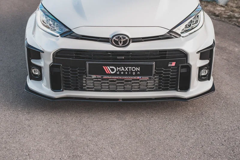 Передний сплиттер Street Pro — Toyota GR Yaris Mk4 (2020–)
