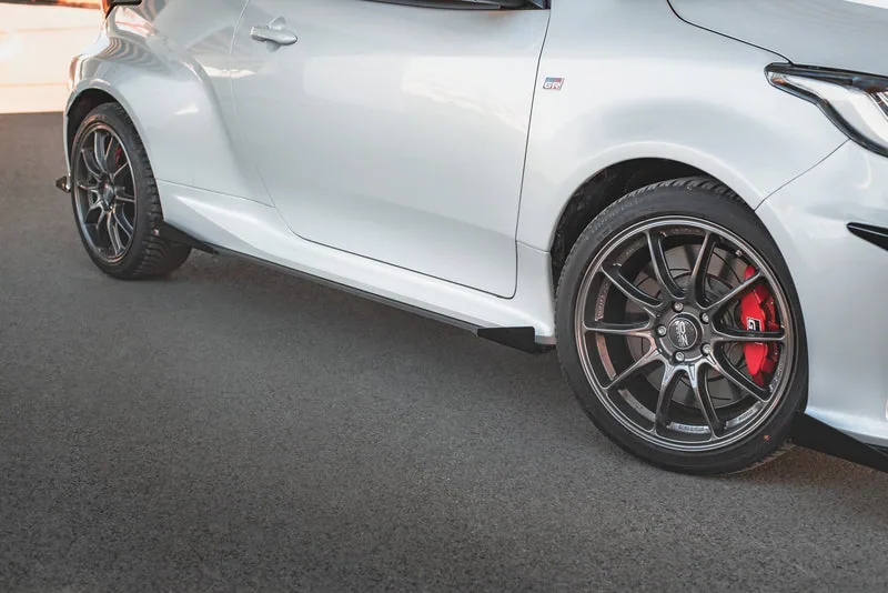 Side skirts Street Pro + flaps — Toyota GR Yaris Mk4 (2020–)