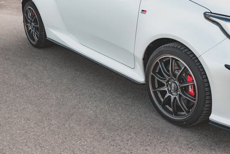 Side skirts Street Pro — Toyota GR Yaris Mk4 (2020–)