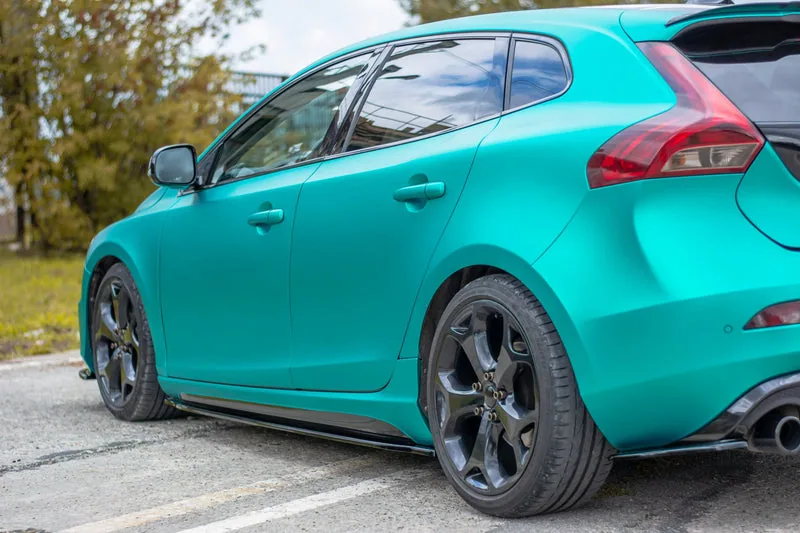 Side skirts — Volvo V40 R-design (2012–2019)