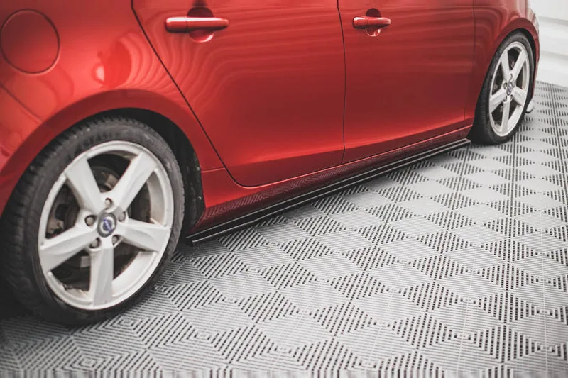 Side skirts — Volvo V40 (2012–2019)