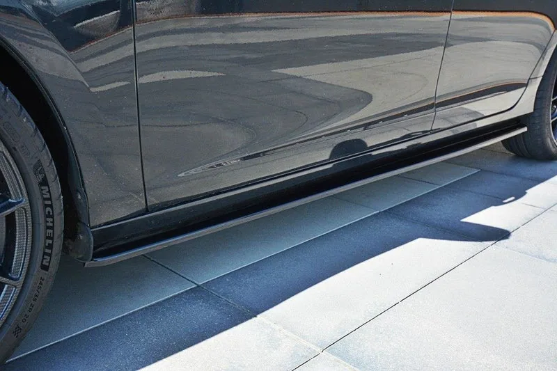 Side skirts — Volvo V60 Polestar Facelift