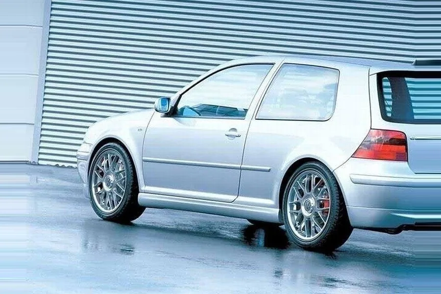 Küljeliistud — Volkswagen Golf Mk4 25'TH Anniversary LOOK (1997–2006)