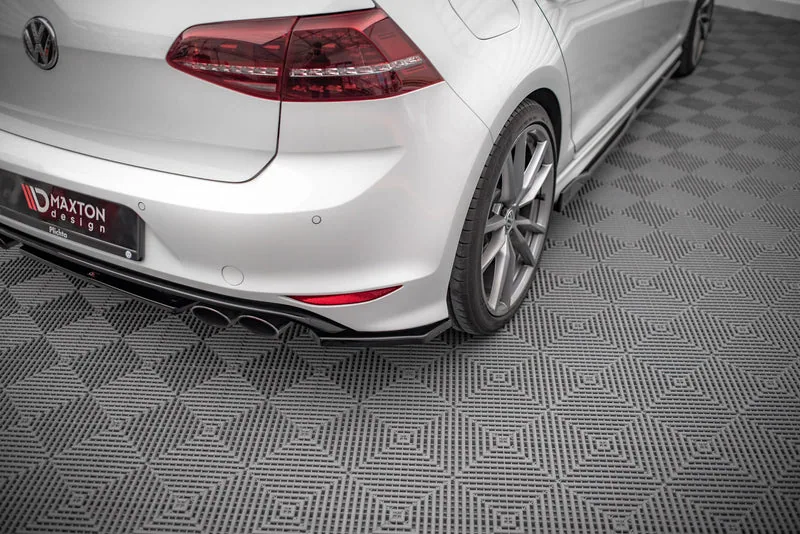 Tagumised küljesplitterid V.3 — Volkswagen Golf R Mk7 (2013–2016)