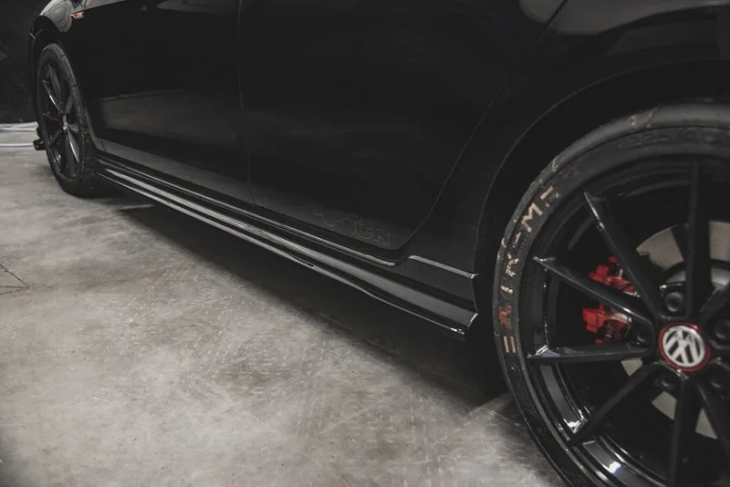 Накладки на пороги — Volkswagen Golf GTI TCR Mk7 (2016–2020)
