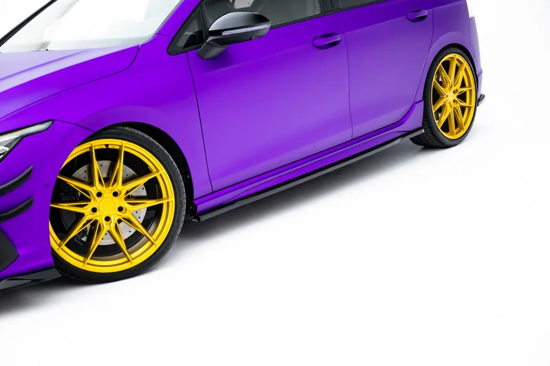 Side skirts V.1 — Volkswagen Golf R Hatchback Mk8 (2020–2024)