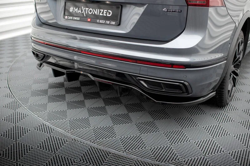 Rear splitter with vertical bars — Volkswagen Tiguan Allspace R-Line Mk2 Facelift (2020–)
