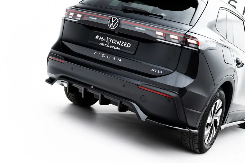 Rear splitter with vertical bars — Volkswagen Tiguan Mk3 (2024–)