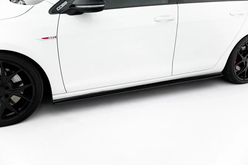 Side skirts Street Pro — Volkswagen Golf Mk7 GTI (2013–2016)