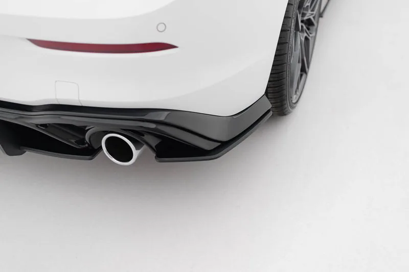 Tagumised küljesplitterid Street Pro V.1 — Volkswagen Golf GTI Mk8  Fits only with :  VW-GO-8-GTI-RS2G (2019–)