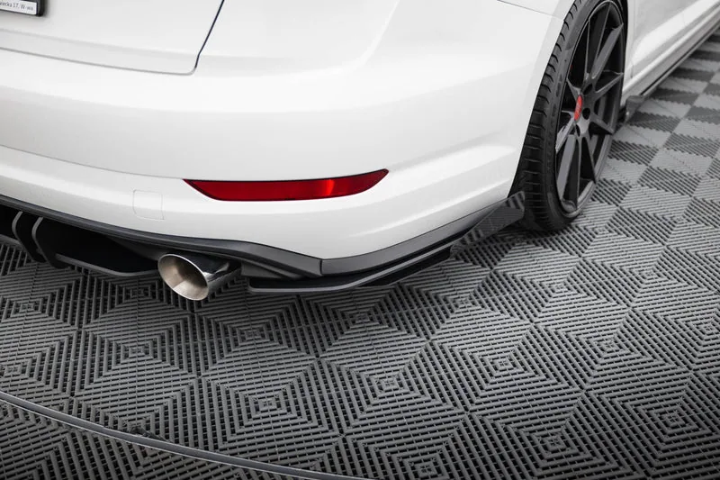 Rear side splitters Street Pro + flaps — Volkswagen Jetta GLI Mk7 (2018–2021)