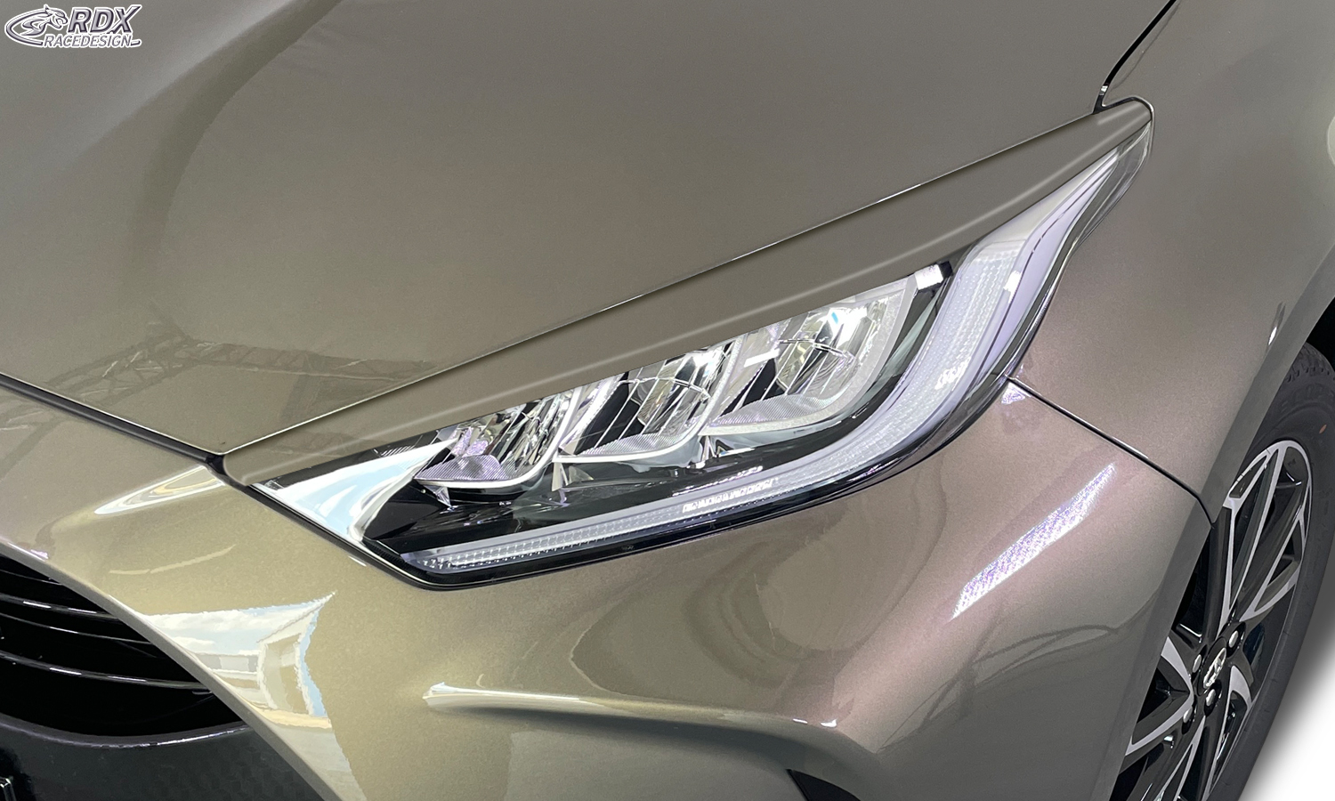 RDX esitulede kulmud – Toyota Yaris (XPA1/2020–)