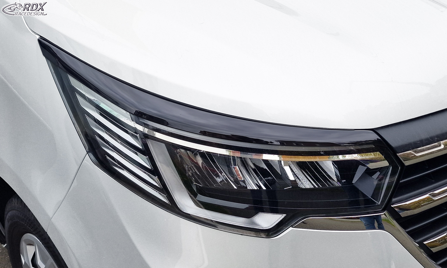Реснички на фары RDX – Renault Trafic и Nissan Primastar/NV300 (2021–) (глянцево-чёрный)